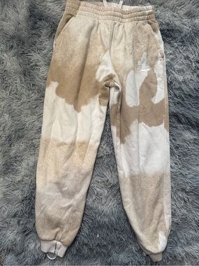 Nike Kids Tie-Dye Tan & White Fleece Joggers